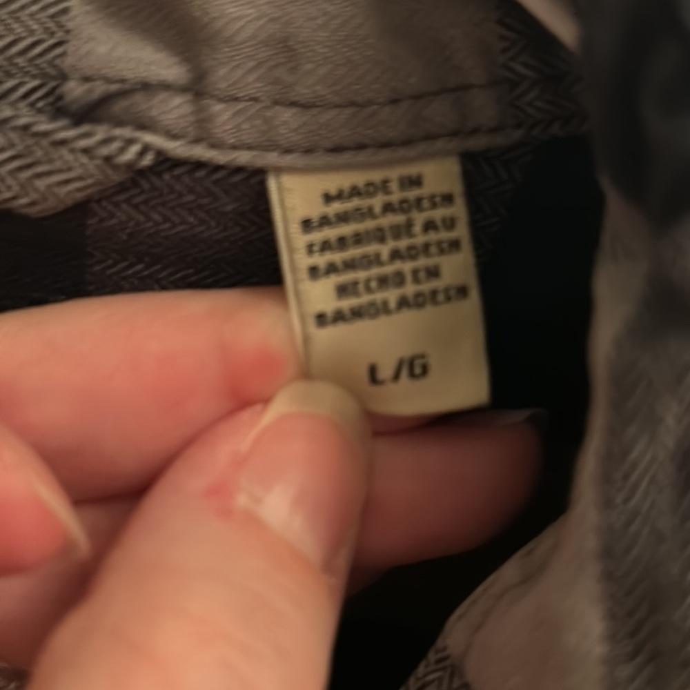 Men’s Plaid Shirt: G. H. Bass & CO - Picture 4 of 5
